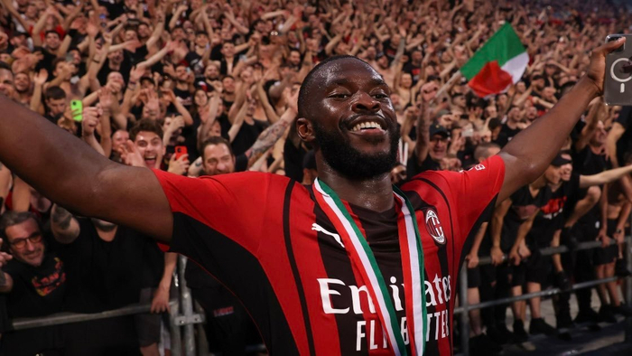 8868在线官网登录入口-托莫里为米兰出战200场|AC米兰|俱乐部_新浪体育_新浪新闻