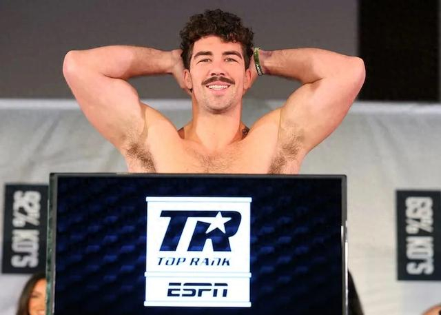 8868在线官网登录入口-竞标会取消！弗兰克·桑切斯与小理查德·托雷斯对决敲定在3月举行|拳手|拳击|赛事|比赛|淘汰赛_新浪体育_新浪新闻