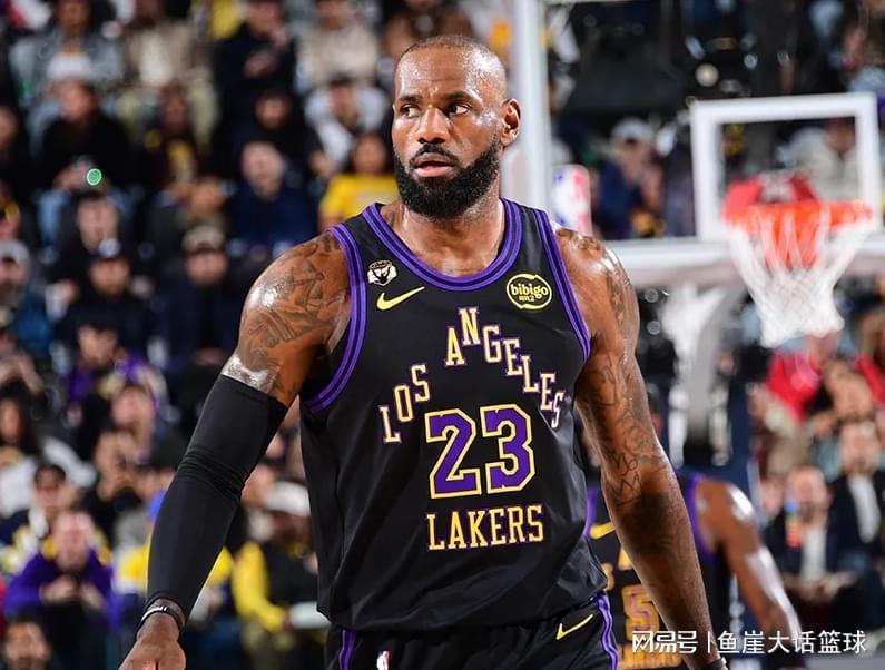 8868在线官网登录入口-湖人两大败因出炉，老詹回应质疑！东契奇两人真该批，雷迪克不满