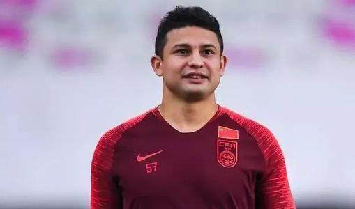 8868在线官网登录入口-王新欣力挺艾克森：必须他顶锋线上 能给队友信心